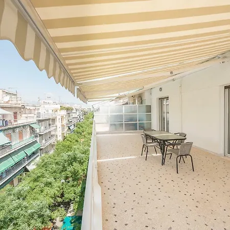 Апартаменты Stylish Athenian Flat Афины