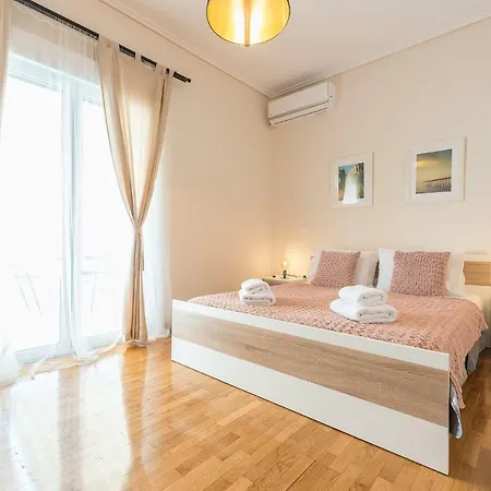 Апартаменты Stylish Athenian Flat *