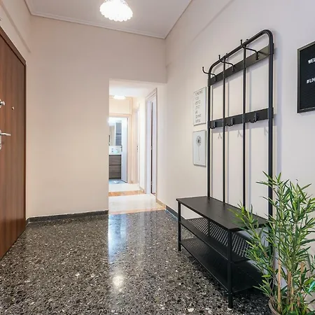 Апартаменты Stylish Athenian Flat Афины